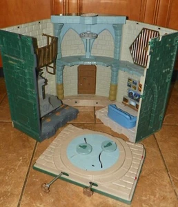 Vintage 2003 Playmates TEENAGE MUTANT NINJA TURTLES Schildkröte LAIR SPIELSET Kanalisation TMNT - Bild 1 von 23