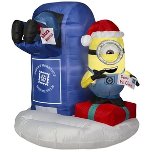 Home Accents Minion Scena Stuart Mailing Lettera a Babbo Natale Cassetta Postale 53" Alta Inf... - Foto 1 di 2