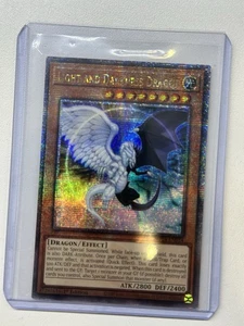 Licht- und Finsternisdrache MP24-DE024 Quarter Century Secret Rare NM Yu-Gi-Oh - Bild 1 von 2