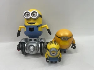 despicable me wowwee minion turbo dave Roboter und Figuren Lot 3 - Bild 1 von 6