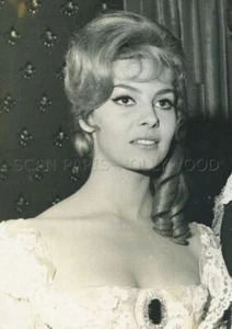 MICHELE MERCIER ANGELIQUE MARQUISE DES ANGES 1964 ORIGINALFOTO #7 - Bild 1 von 2