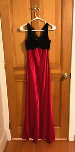 Vintage 1989 ZUM ZUM Black Velvet Red Satin Prom Gown Juniors Size 11-12 - Picture 1 of 9