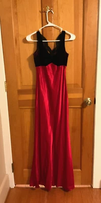  Vintage 1989 ZUM ZUM Black Velvet Red Satin Prom Gown Juniors Size 11-12 - Image 1 of 4