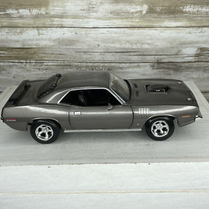 Ertl American Muscle 1970 Plymouth Barracuda - 1:18 Scale Diecast Gray