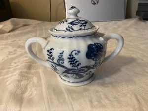 Blue Danube Zuckerdose mit Deckel China, Made in Japan Zwiebelmuster - Bild 1 von 7