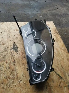 MERCEDES-BENZ W212 E CLASS INSTRUMENT CLUSTER SPEEDOMETER A2129001210 - Picture 1 of 4