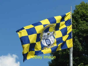 Photo 6x4 Clare County GAA flag at road junction Many people fly their cl c2010 - Picture 1 of 1