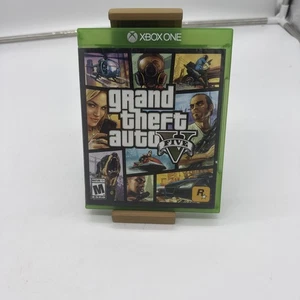 Grand Theft Auto 5 V CIB mit Karte + Handbuch - Xbox One - Bild 1 von 6