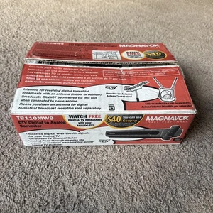 Magnavox TB110MW9 DTV Digital to Analog TV Converter Box with Remote - Picture 1 of 4