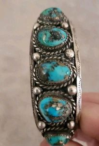 BRACCIALE BRACCIALE PESANTE VINTAGE NAVAJO INDIANO ARGENTO BLU RAME GEMMA TURCHESE 58g UOMO - Foto 1 di 13