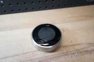 (G) Google Nest Termostato Intelligente 2a Generazione Wifi Learning - Foto 1 di 3