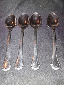 Juego de 4 cucharaditas de plata de colección Oneida Community Enchantment 1985 EE. UU. 6" - Imagen 1 de 4