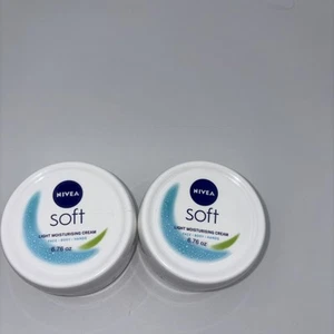 2X NIVEA Soft Moisturizing Creme Non Greasy Light Face Body Hands 6.8oz - Picture 1 of 3