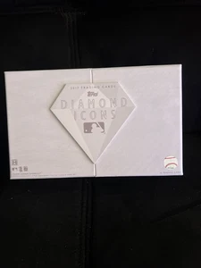 Empty 2017 Topps diamond icons box - Picture 1 of 4