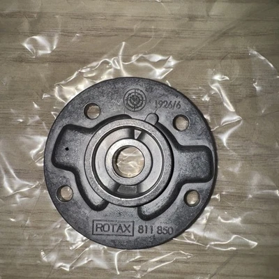 Cubierta de bomba de aceite para Sea-Doo 420811850,420811851 GTI 130, GTI SE 155, Wake, GTX, R Foto 1 de 3