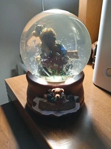 Boyd's Bears Snow Globe, Simone and Bailey Holding Hands, 1E/73 FREE shipping - Bild 1 von 3