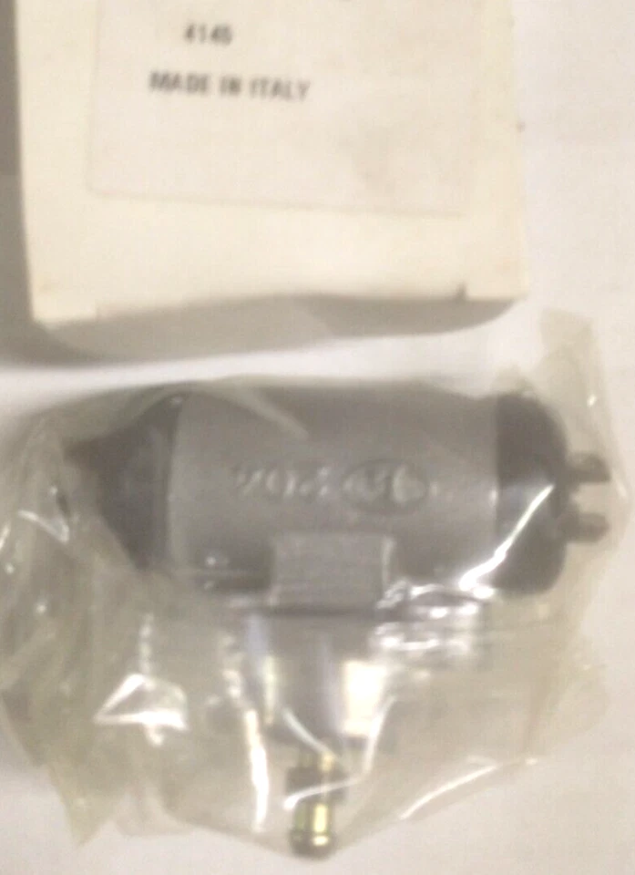 Cilindro de rueda trasera - LPR 4145 se adapta a Nissan Pulsar NX/Sentra, 87-90 Foto 1 de 1