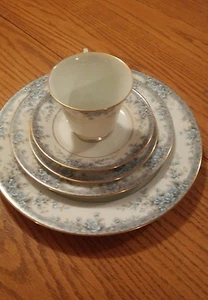  Noritake AVALON 30 piezas Set para 6 - Imagen 1 de 3