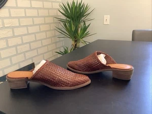 NEU! Chelsea & Violet Damengröße 9,5 M Auggie gewebte Pantoletten gewürzt kastanienbraun - süß! - Bild 1 von 9