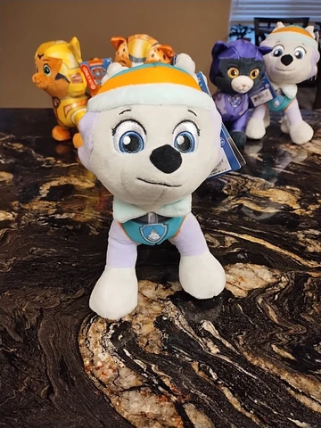 NICKELODEON PAW PATROL CATPACK EVEREST PLUSH NEW Cover