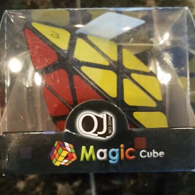 QJ 3x3 Pyramid Speed Cube Magic Cube - Image 1 of 3