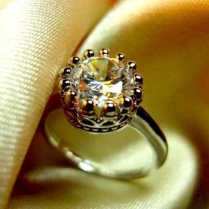  Anillo de compromiso de diamantes de laboratorio de 2,0 quilates de oro blanco de 18 quilates con corona real - Imagen 1 de 5