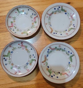 2 paia di antichi piattini piatti giapponesi pollo e fiori - Foto 1 di 11