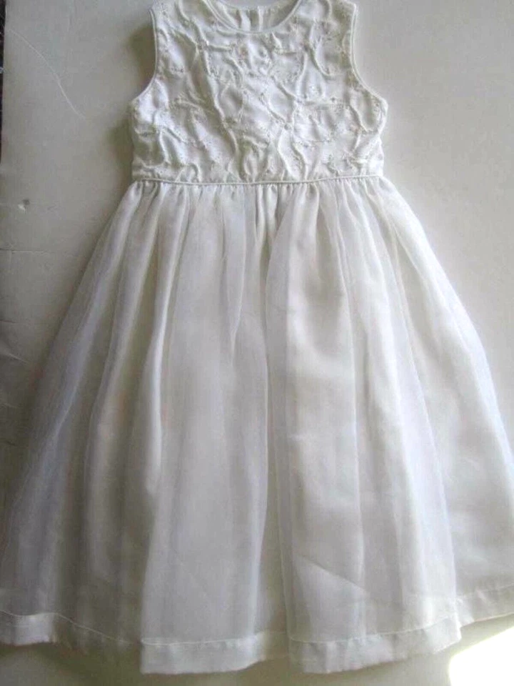 Vestido Formal Blanco Colección Reliquia Strasburg 6Y Usado en Excelente Condición Foto 1 de 4