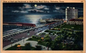 GULF and BOULEVARD Hotel Galves GALVESTON, TX night view linen - Postcard - Picture 1 of 2