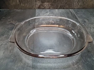 Cazuela ovalada de vidrio ahumado vintage Pyrex 11,5" - Imagen 1 de 9