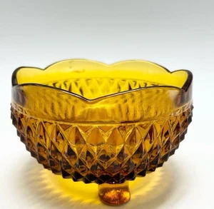 Vintage Indiana Glass Amber Diamond Point Three Footed Dish Bowl Retro - Picture 1 of 13