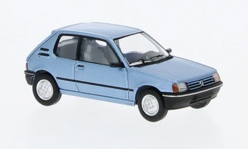 Brekina PCX870506 - 1/87 Peugeot 205, Metallic-Hellblau, 1984 - Nuovo - Immagine 1 di 1
