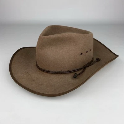 Authentic AKUBRA Cattleman Hat Australian Made Pure Fur Felt - Image 1 of 4