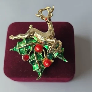 Broche prendedor de Navidad vintage años 70 con pedrería de vidrio de ciervo tono dorado - Imagen 1 de 3
