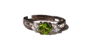 Anillo envolvente de plata esterlina Avon peridoto circonita cúbica tamaño 6,5 plata maciza 925 vintage - Imagen 1 de 5