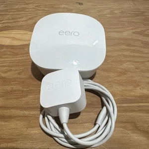 Amazon eero 6 Mesh Wi-Fi Extender - Modello N010001 - Foto 1 di 4