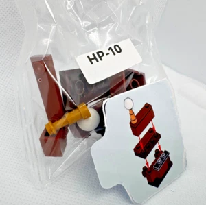 76390 Advent Calendar 2021 Harry Potter (Day 10) - Gringotts Desk & Lamp, 12 Pcs - Picture 1 of 3