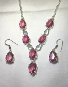 925 Silber plattiert, facettiertes rosa Zirkonium, 22" Halskette + Ohrringe Set. uk. - Bild 1 von 10