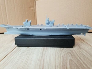 Portaaviones HMS Queen Elizabeth modelo casco completo 1:1200 - Imagen 1 de 12