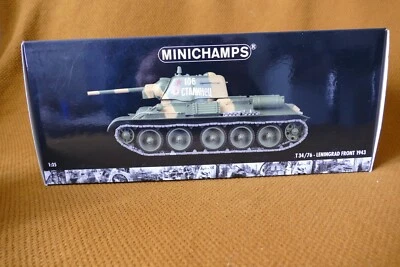MINICHAMPS Tank T34/76 Leningrad Front 1943 - Die cast Model Tank Scale 7" long  - Image 1 of 4