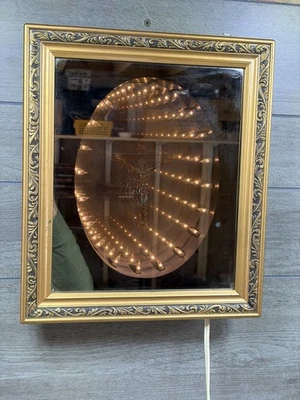 Espejo Infinito De Colección Jesús En Una Cruz Espejo Iluminado Chu Daco Cristiano Iluminado Foto 1 de 4