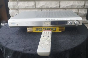 Sehr gepflegter Denon AVR-550 SD DVD / CD Player mit Fernbedienung - Bild 1 von 23