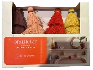 Guirnalda de árbol borla Opalhouse Jungalow 6 pies edición limitada 2023 ¡NUEVA EN CAJA! - Imagen 1 de 2