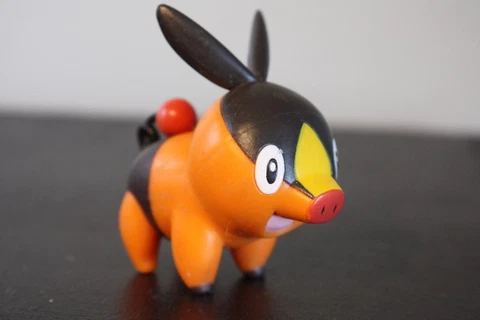 Nintendo Pokemon JAKKS 2011 TEPIG Toy Action Figure - PVC Cover