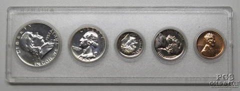 (1) 1952 U.S. Proof Set w/ Superbird Quarter in Whitman Holder 26786 Cover