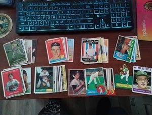 A's Baseball Card Team Lot 1957 - 2018 Mixed Condition 154 Cards Stars Included - Picture 1 of 4