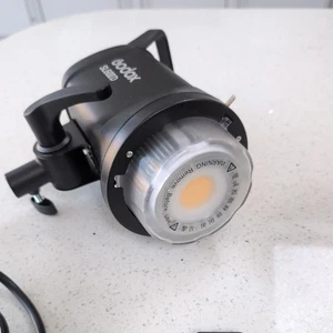 Luz de video LED continua Godox SL60IID -60W CRI 96+, 5600±200K y montaje Bowens - Imagen 1 de 9
