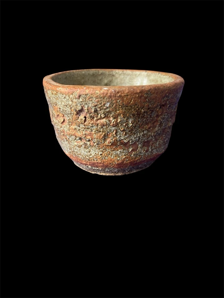 Q1257: Japanese Old Bizen-ware Youhen pattern Katakuchi TEA BOWL Chawan - Image 1 of 4