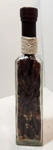 Shonfelo's Küche dekorative Glasflasche mit Chilischoten 12" hoch - Bild 1 von 13