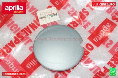 AP8220367 TAPPO RUOTA POSTERIORE APRILIA SCARABEO 100, SR 50, RALLY 50 MOJITO 50 - Immagine 1 di 2